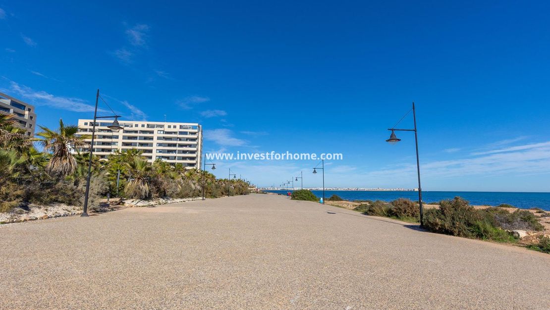 Försäljning - Lägenhet - Torrevieja - Punta prima