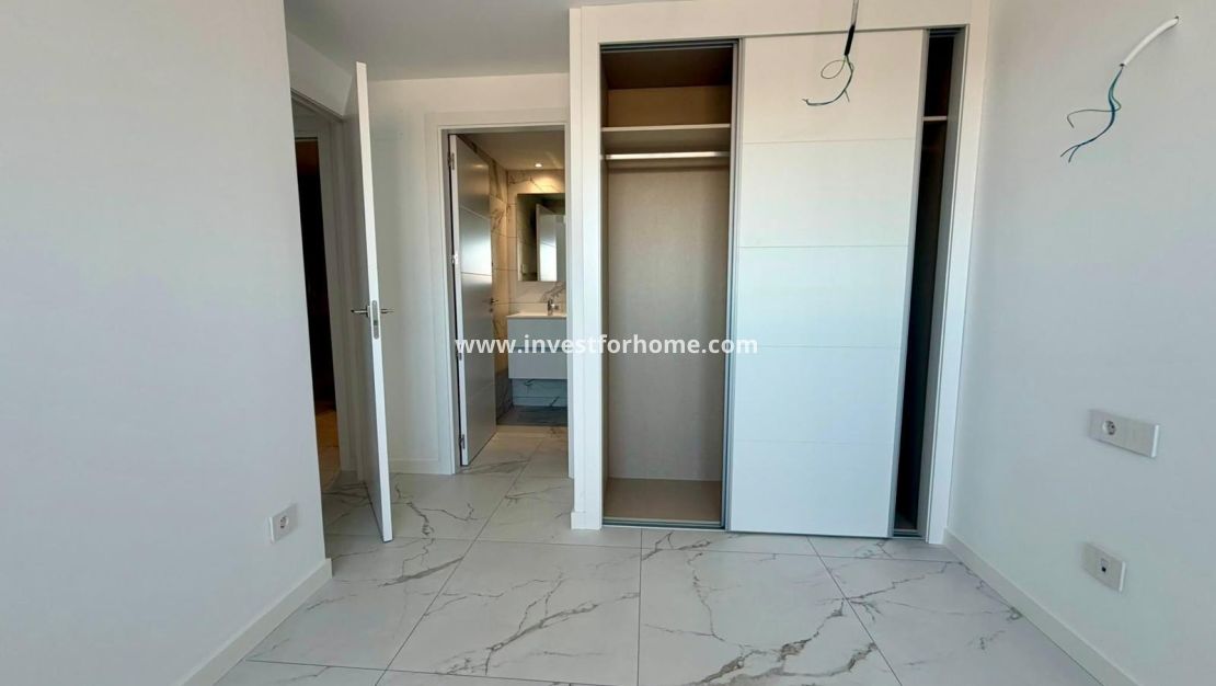 Försäljning - Lägenhet - Torrevieja - Punta prima