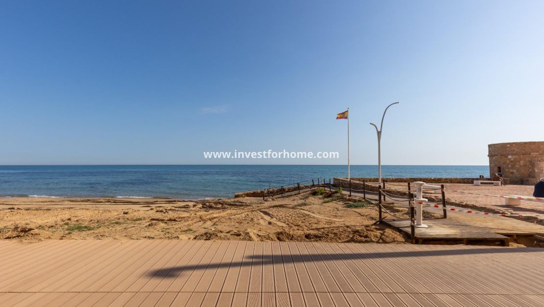 Försäljning - Lägenhet - Torrevieja - Torrelamata - La Mata