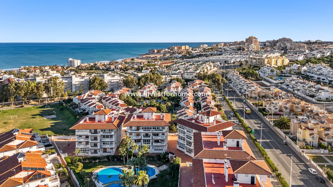 Försäljning - Lägenhet - Torrevieja - Torrelamata - La Mata