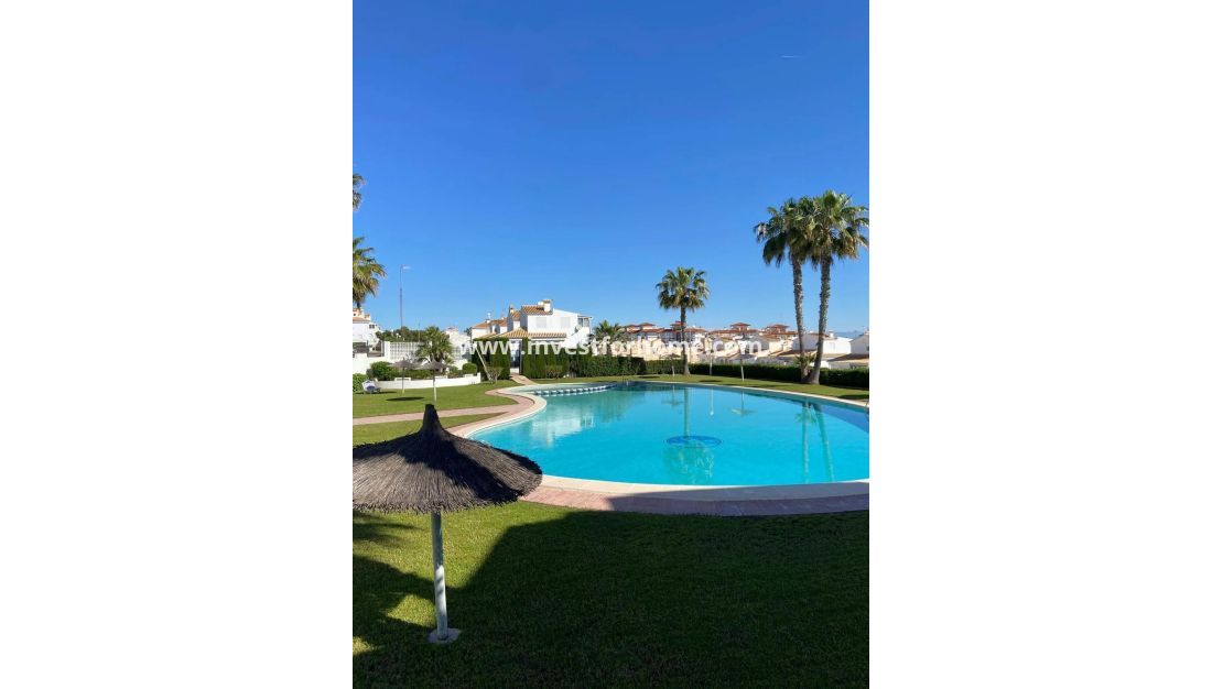 Försäljning - Lägenhet - Torrevieja - Torrelamata - La Mata