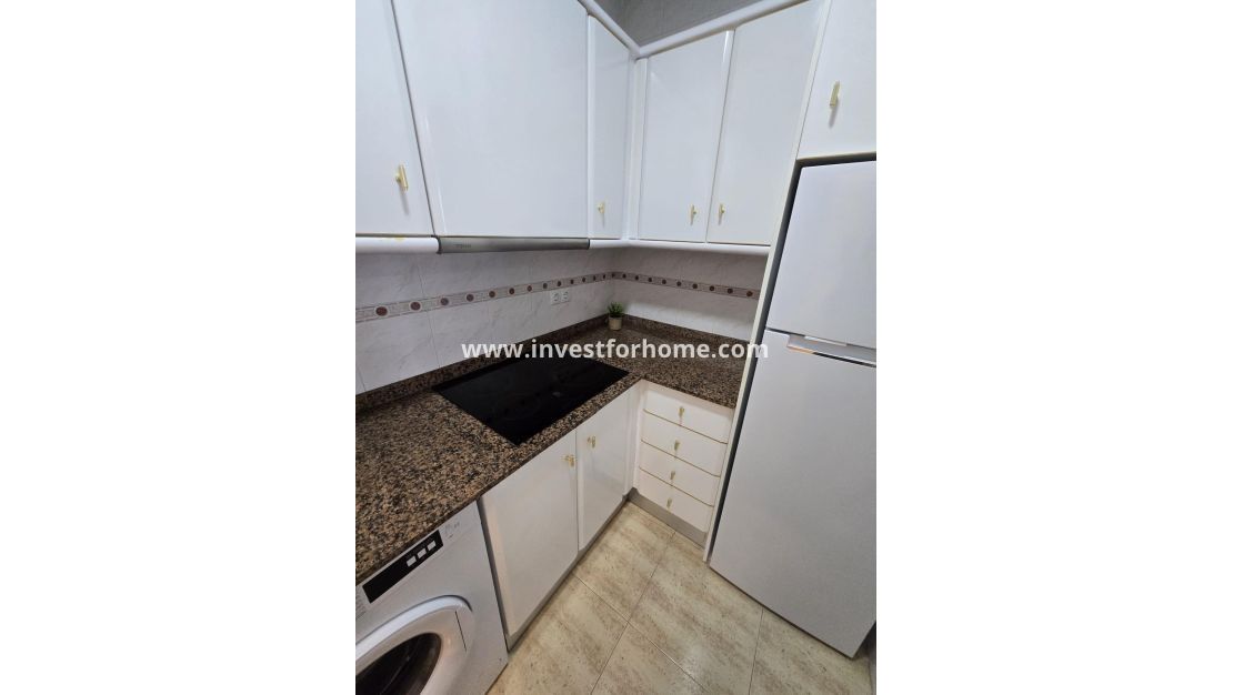 Försäljning - Lägenhet - Torrevieja - Torrelamata - La Mata