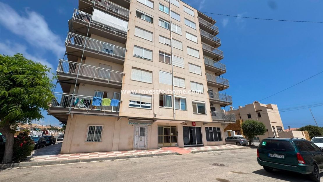 Försäljning - Lägenhet - Torrevieja - Zona Los Frutales