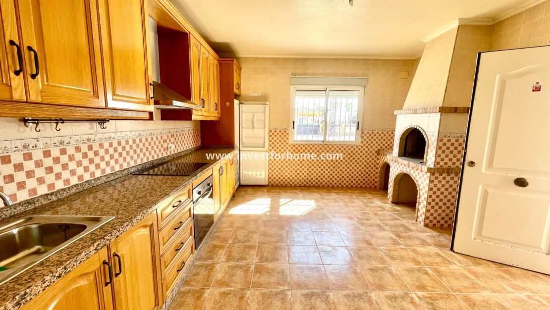Försäljning - Villa - Catral - Costa Blanca