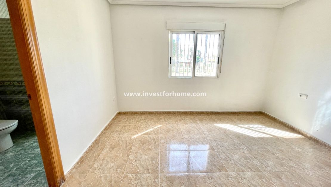 Försäljning - Villa - Catral - Costa Blanca