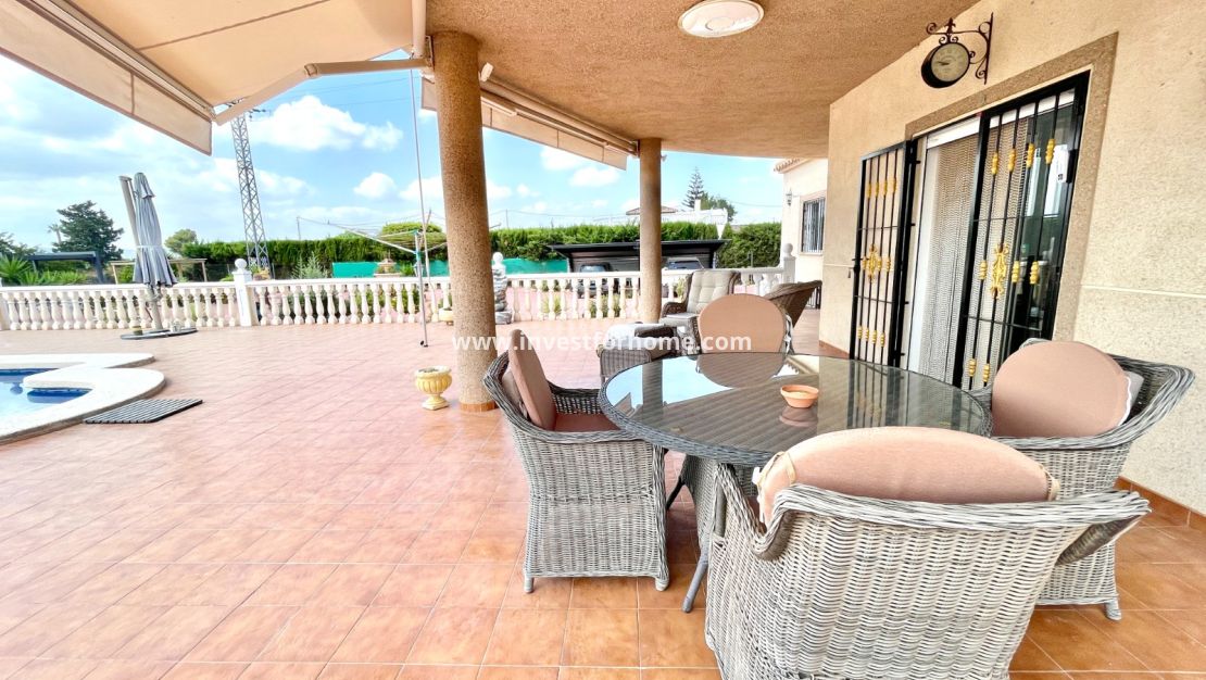 Försäljning - Villa - Catral - Costa Blanca