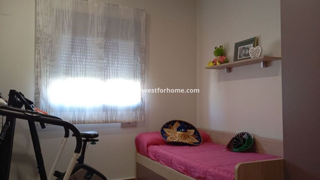 Försäljning - Villa - Daya Nueva - Costa Blanca