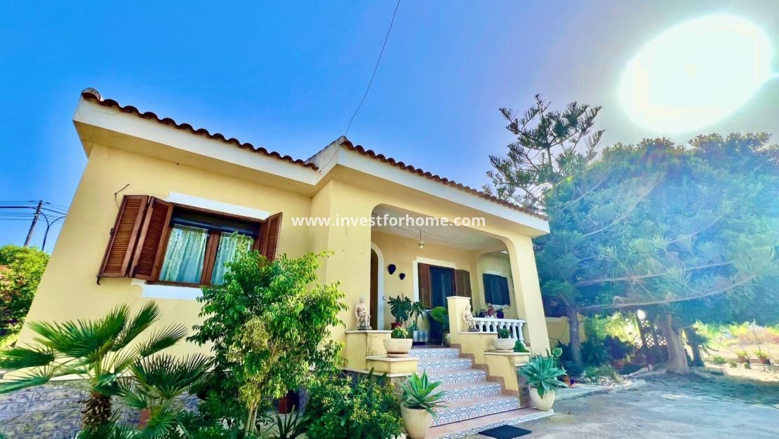 Försäljning - Villa - Daya vieja - Costa Blanca Sur