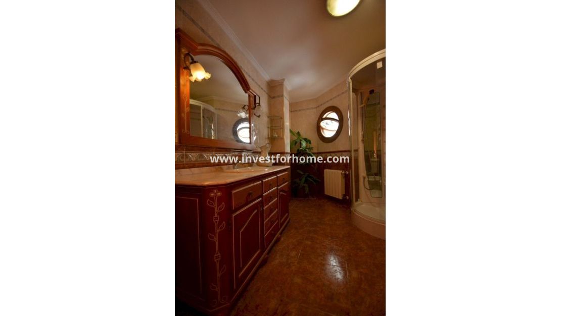 Försäljning - Villa - Guardamar del Segura - Costa Blanca