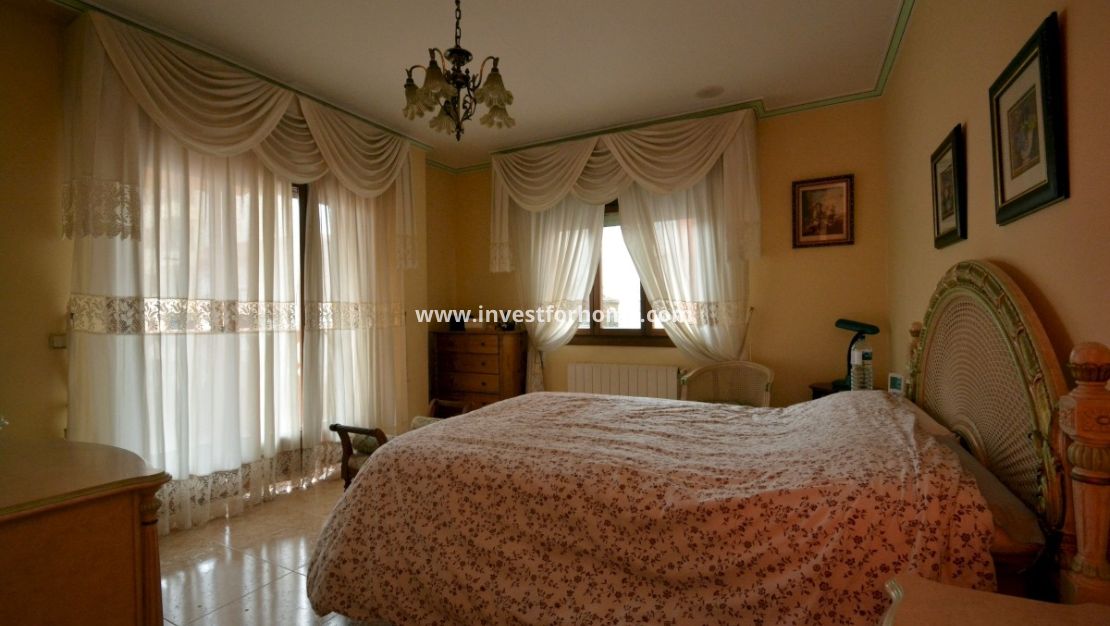 Försäljning - Villa - Guardamar del Segura - Costa Blanca