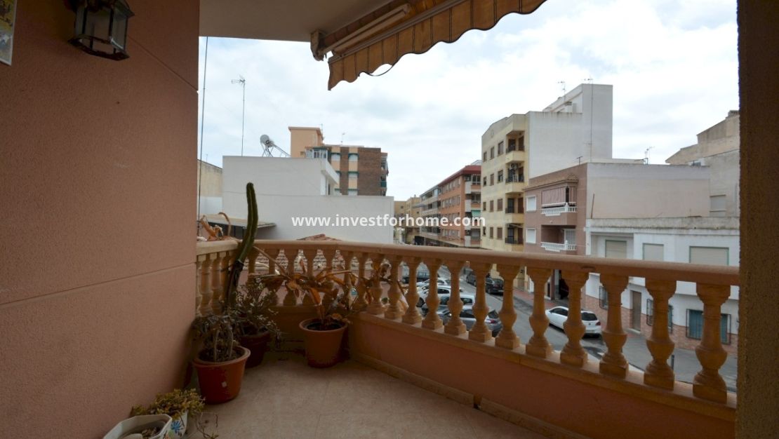 Försäljning - Villa - Guardamar del Segura - Costa Blanca