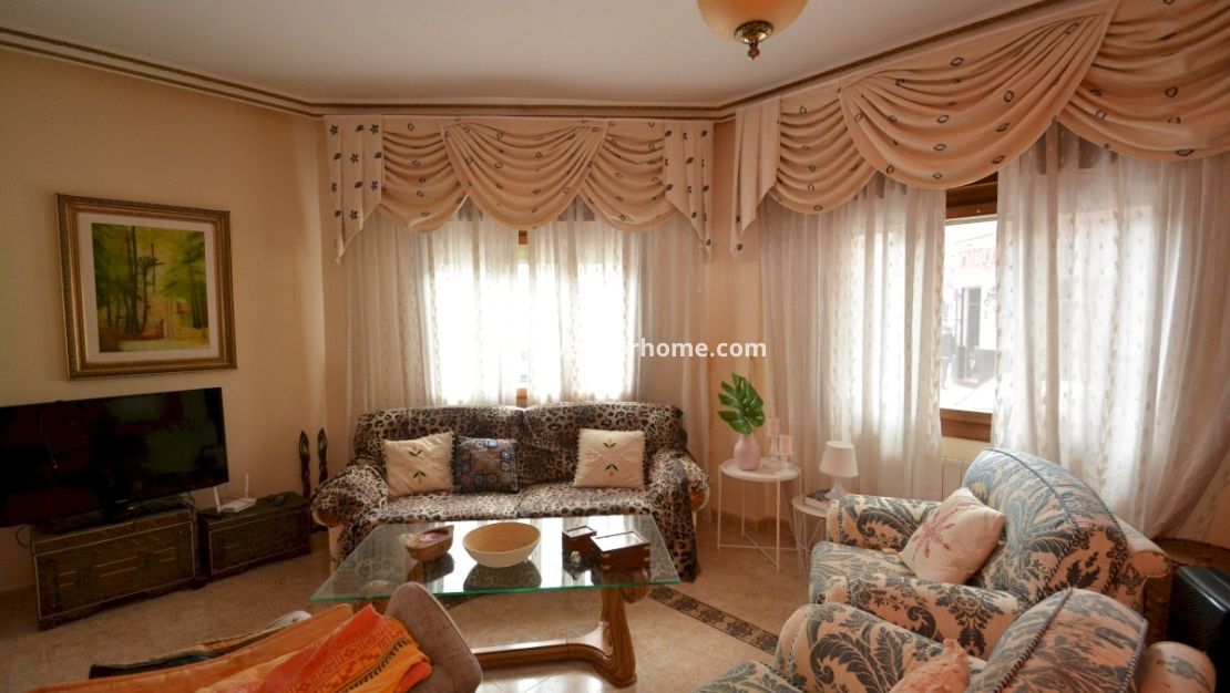 Försäljning - Villa - Guardamar del Segura - Costa Blanca