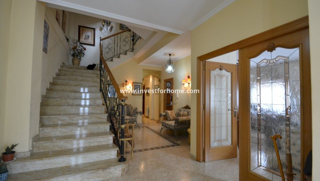 Försäljning - Villa - Guardamar del Segura - Costa Blanca