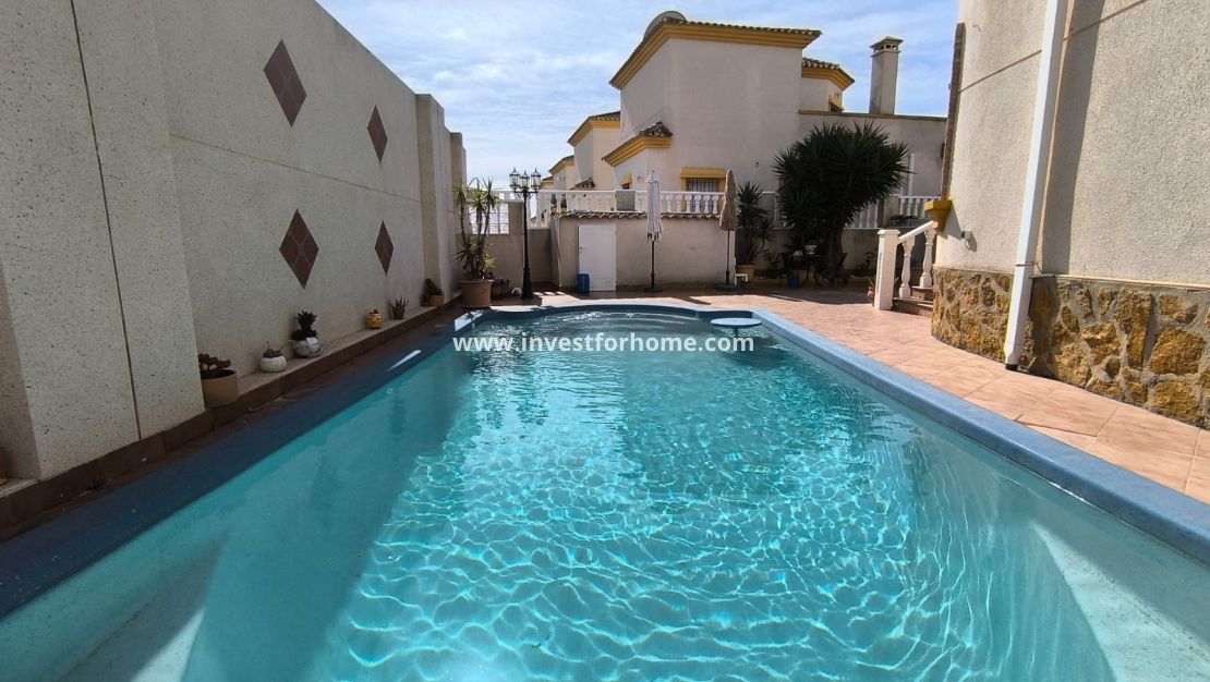Försäljning - Villa - Guardamar del Segura - Costa Blanca
