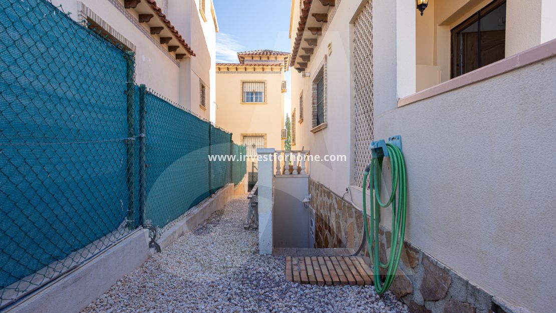 Försäljning - Villa - Guardamar del Segura - El Raso