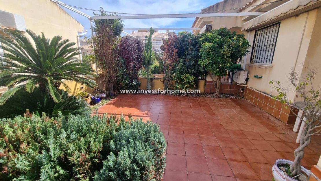 Försäljning - Villa - Guardamar del Segura - Urbanizaciones