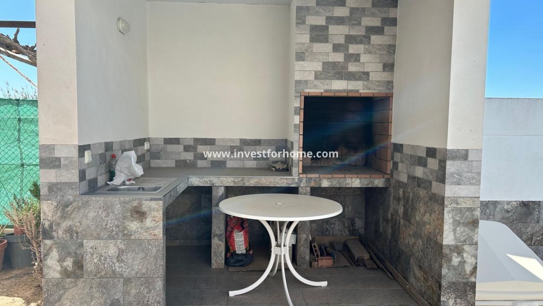 Försäljning - Villa - Los Alcázares - Las Lomas Del Rame-bahía Bella