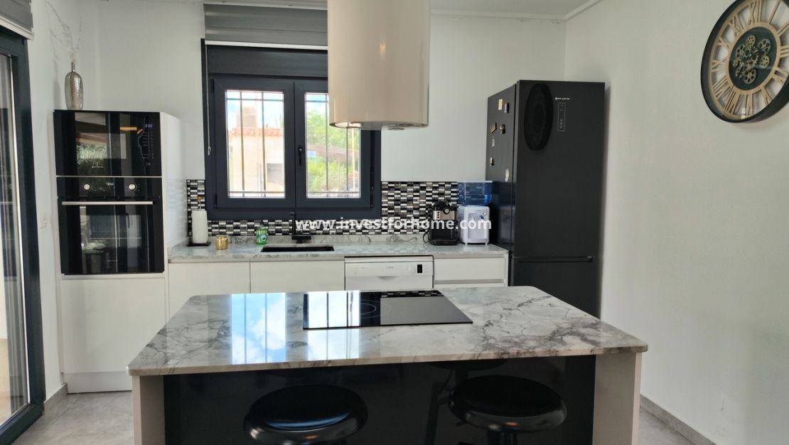 Försäljning - Villa - Los Montesinos - Costa Blanca