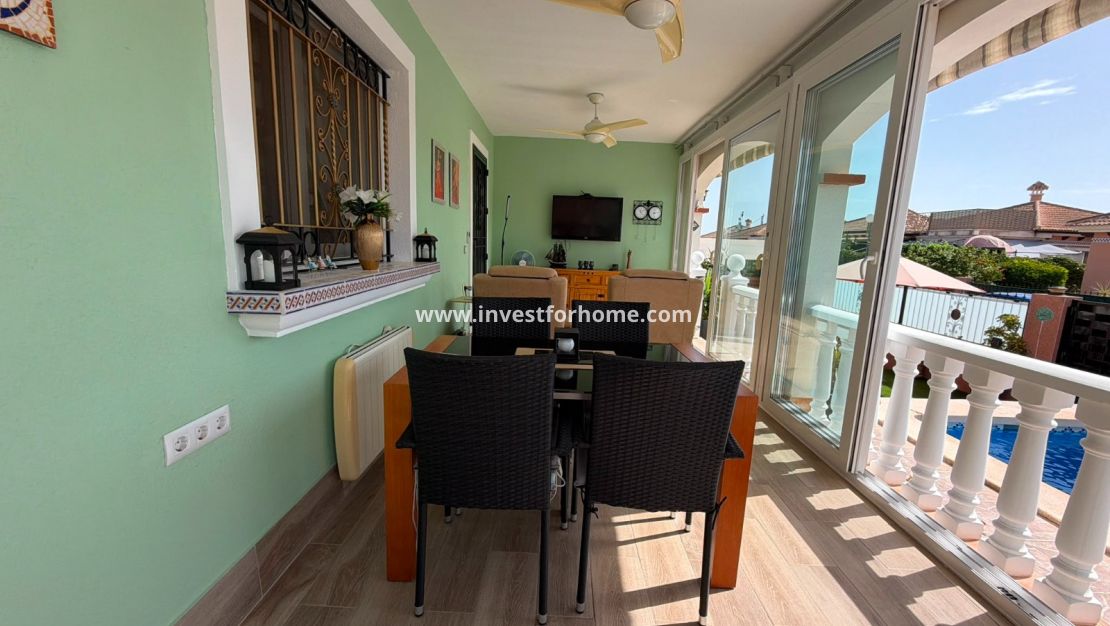 Försäljning - Villa - Los Montesinos - Costa Blanca