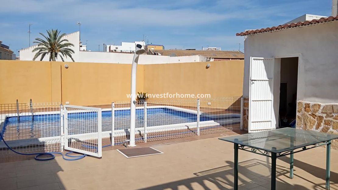 Försäljning - Villa - Los Montesinos - PUEBLO CENTRO