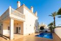 Försäljning - Villa - Orihuela Costa - Cabo Roig