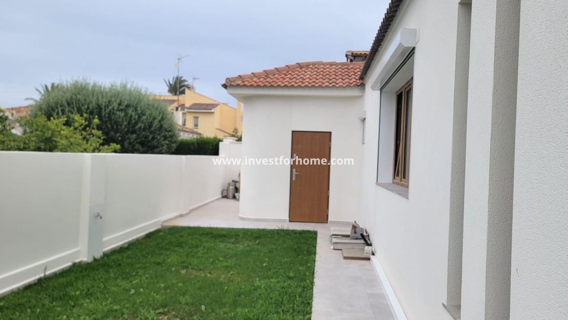 Försäljning - Villa - Orihuela Costa - Cabo Roig