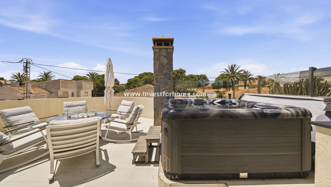 Försäljning - Villa - Orihuela Costa - Cabo Roig