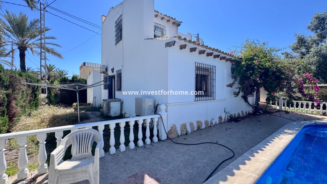 Försäljning - Villa - Orihuela Costa - Cabo Roig