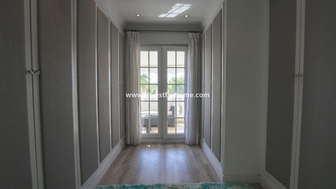 Försäljning - Villa - Orihuela Costa - Calle Mayor