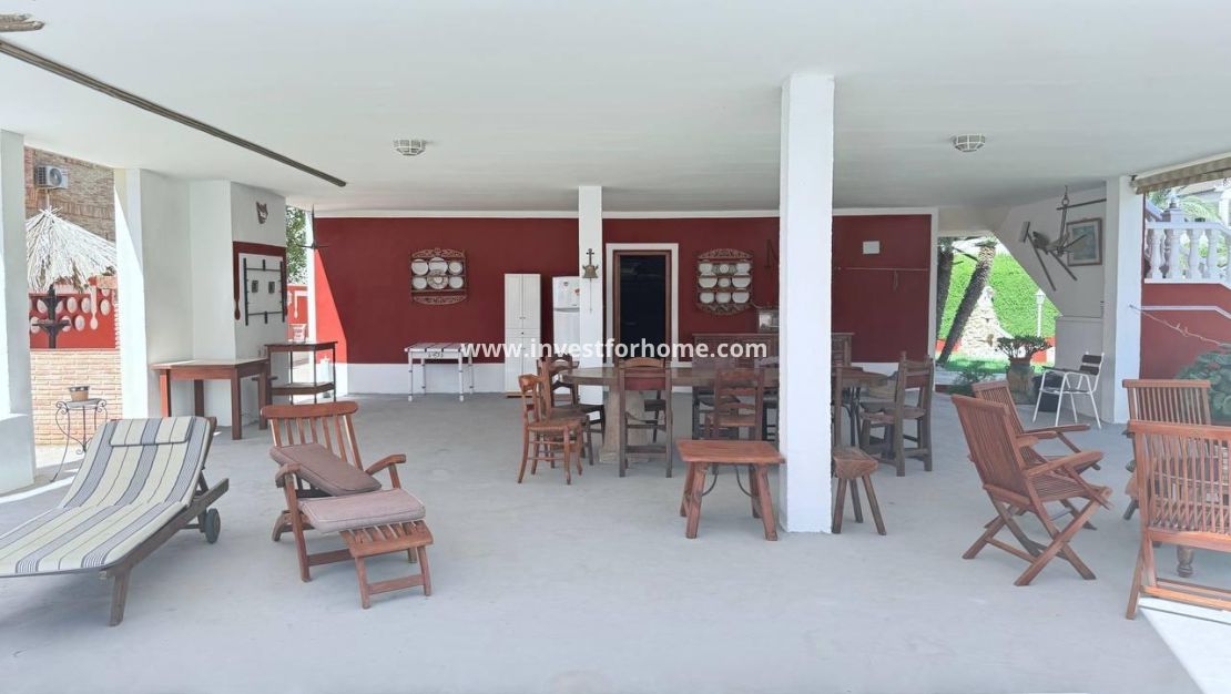 Försäljning - Villa - Orihuela Costa - Campoamor