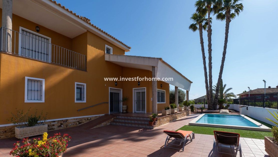 Försäljning - Villa - Orihuela Costa - Correntías Medias