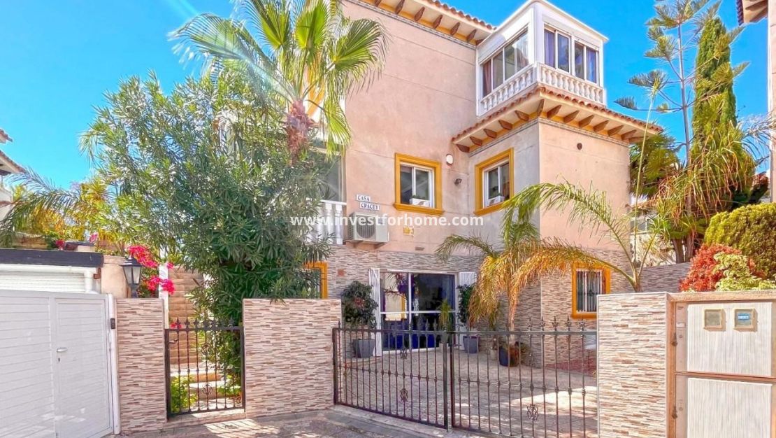 Försäljning - Villa - Orihuela Costa - Costa Blanca