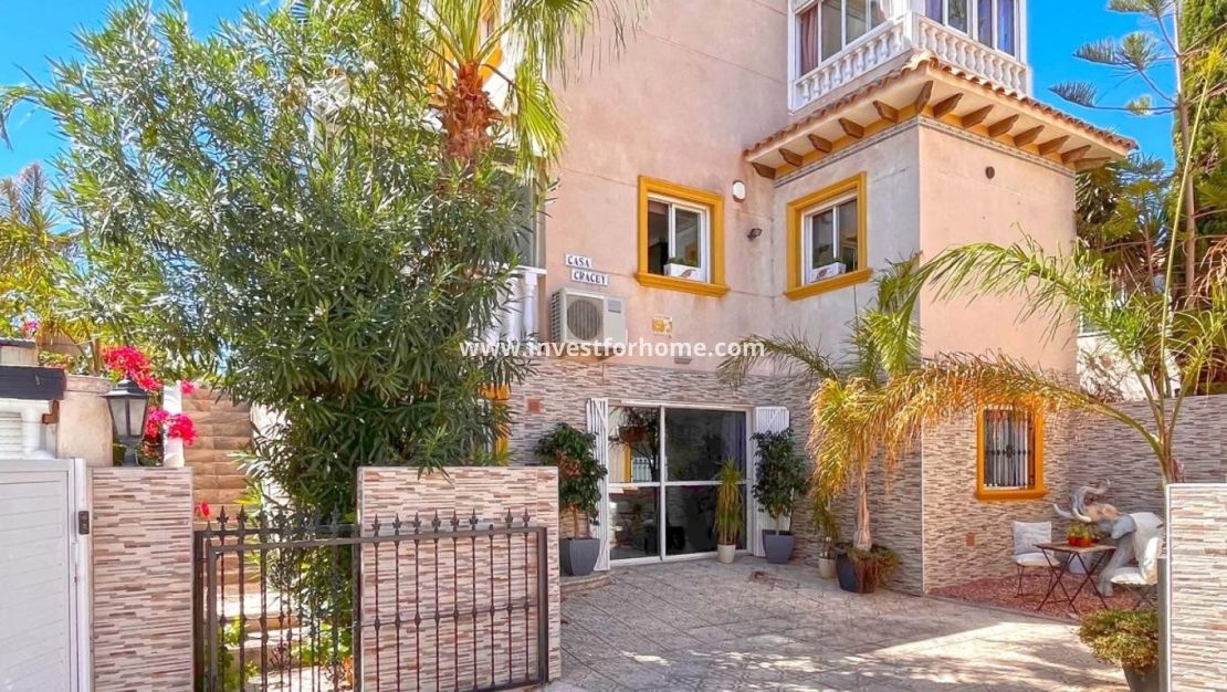 Försäljning - Villa - Orihuela Costa - Costa Blanca