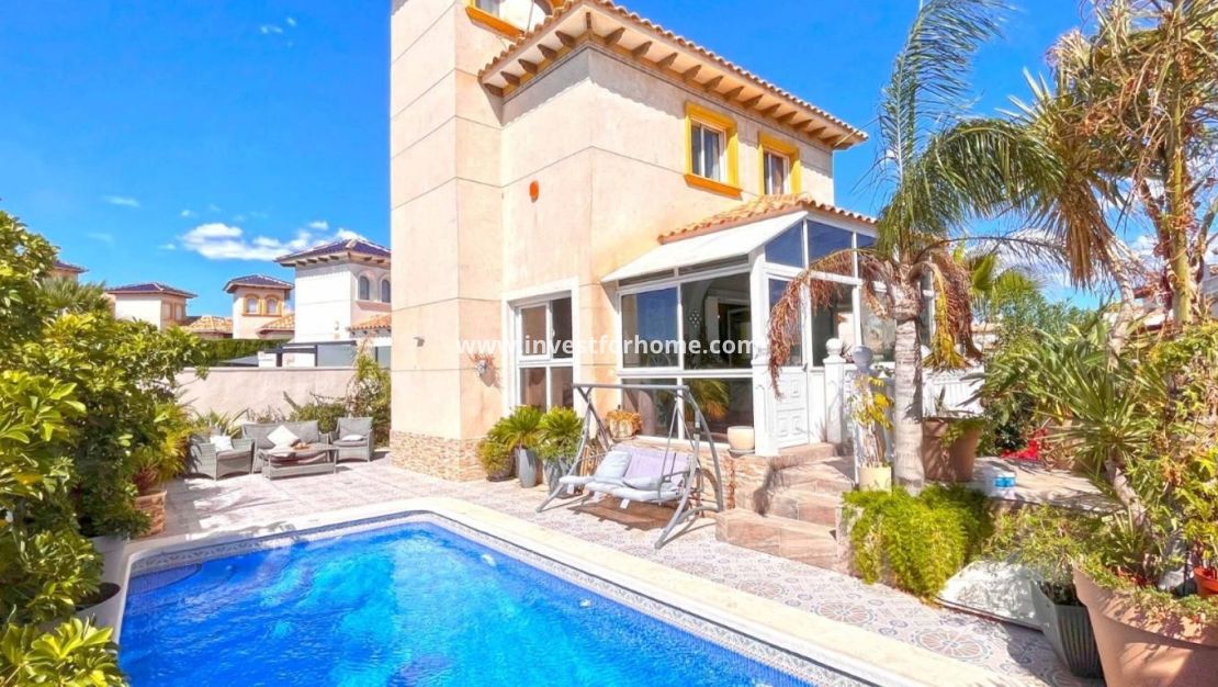 Försäljning - Villa - Orihuela Costa - Costa Blanca