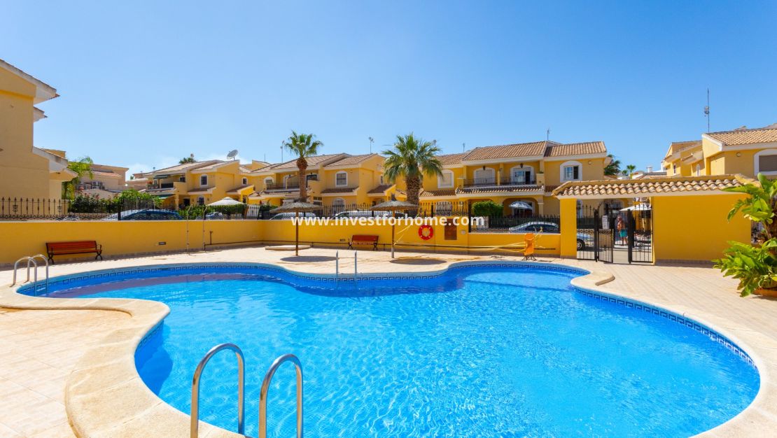 Försäljning - Villa - Orihuela Costa - Costa Blanca