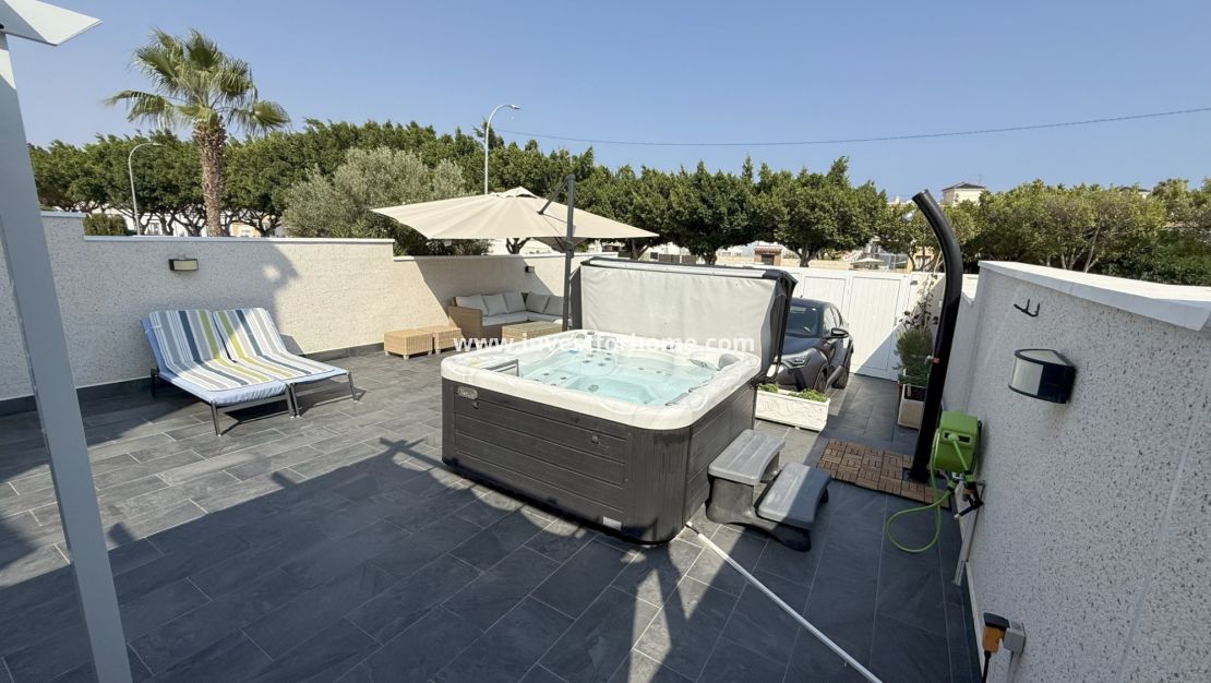 Försäljning - Villa - Orihuela Costa - Costa Blanca