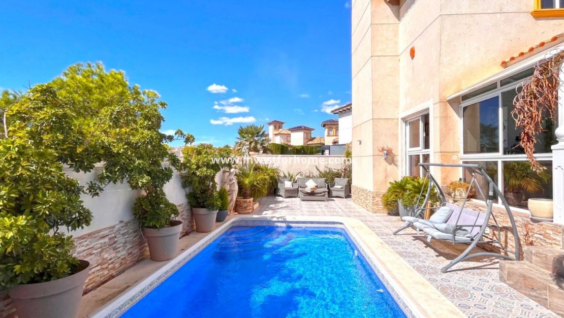 Försäljning - Villa - Orihuela Costa - Costa Blanca