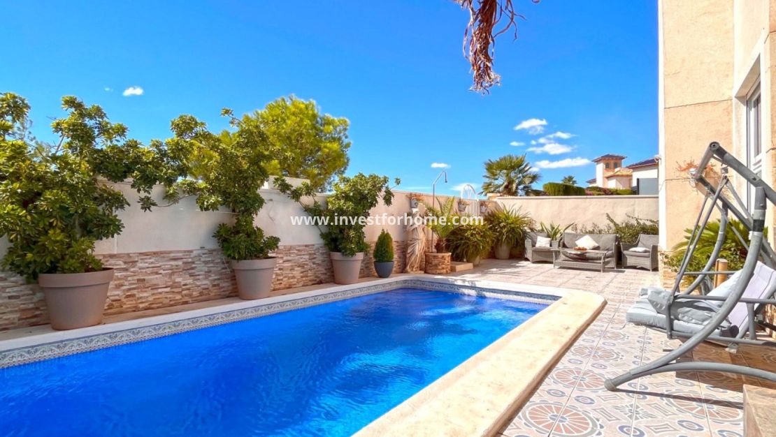 Försäljning - Villa - Orihuela Costa - Costa Blanca