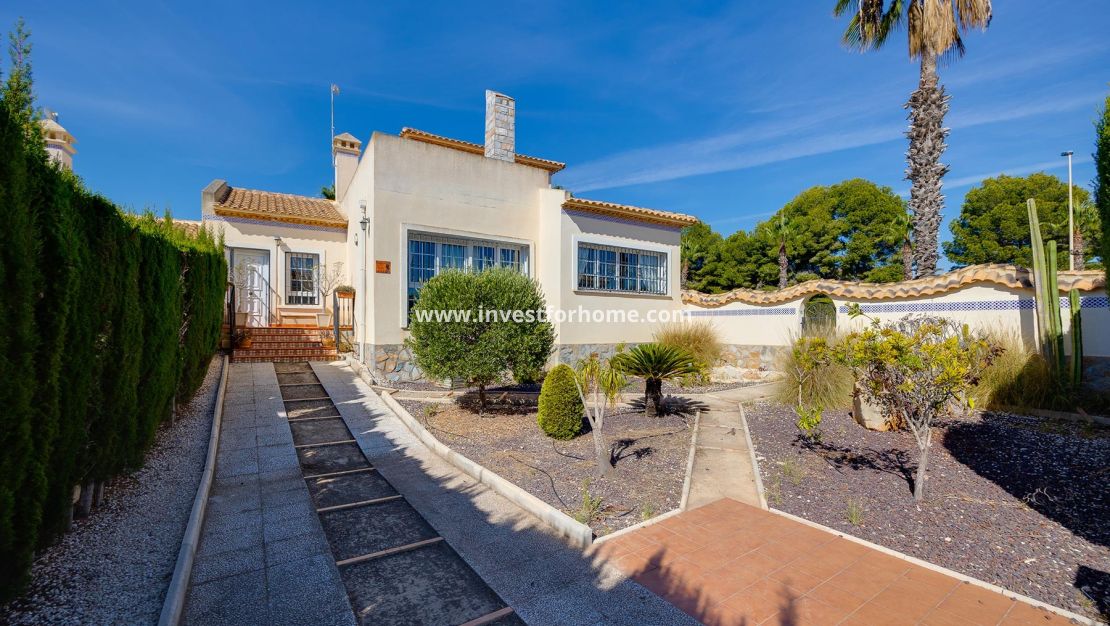 Försäljning - Villa - Orihuela Costa - Costa Blanca
