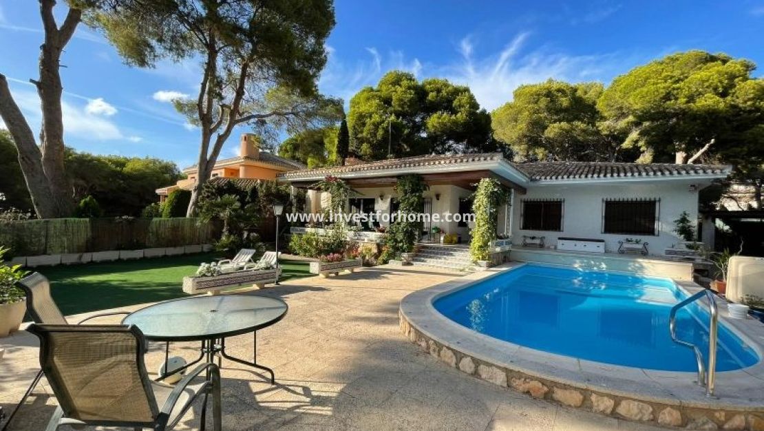 Försäljning - Villa - Orihuela Costa - Costa Blanca