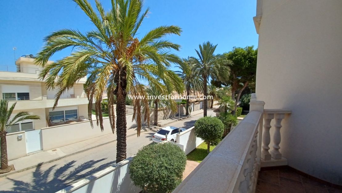 Försäljning - Villa - Orihuela Costa - Costa Blanca