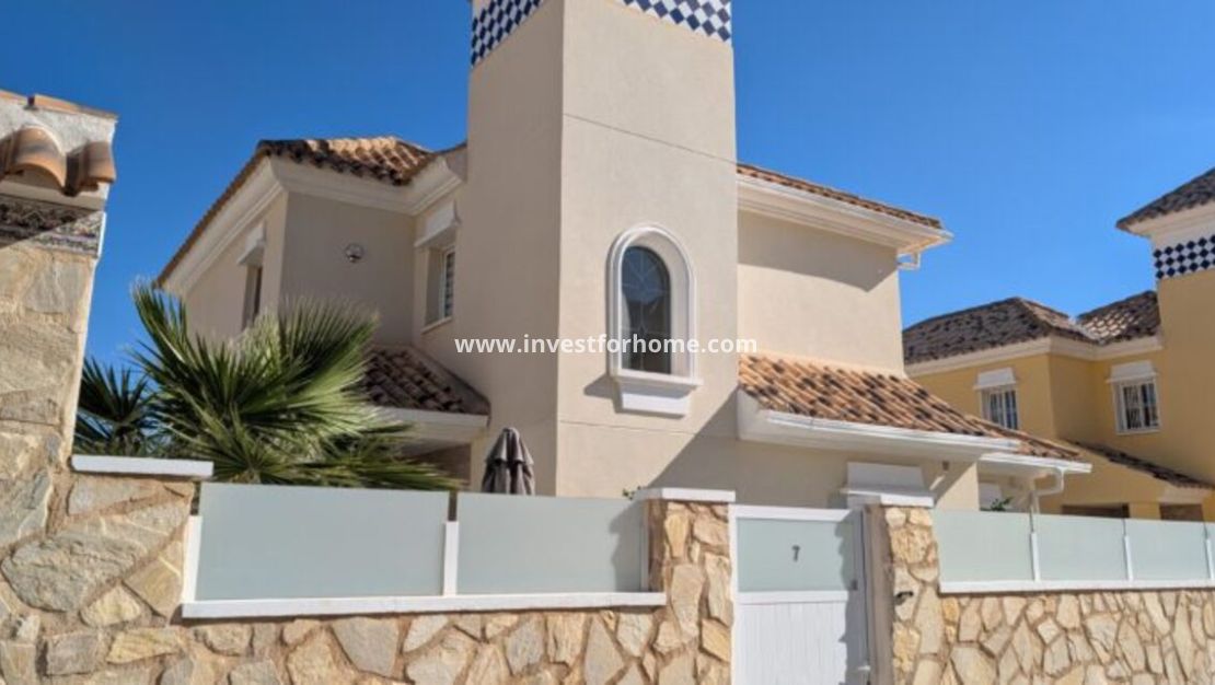 Försäljning - Villa - Orihuela Costa - Costa Blanca
