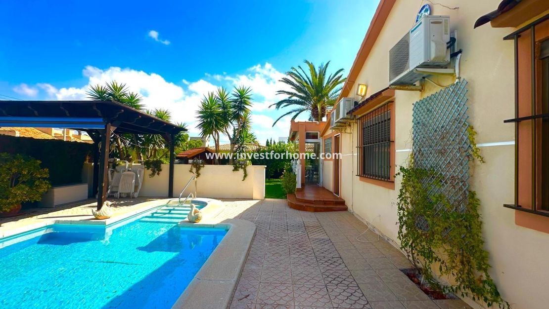 Försäljning - Villa - Orihuela Costa - Costa Blanca
