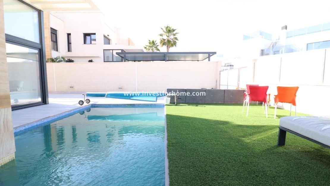 Försäljning - Villa - Orihuela Costa - Costa Blanca