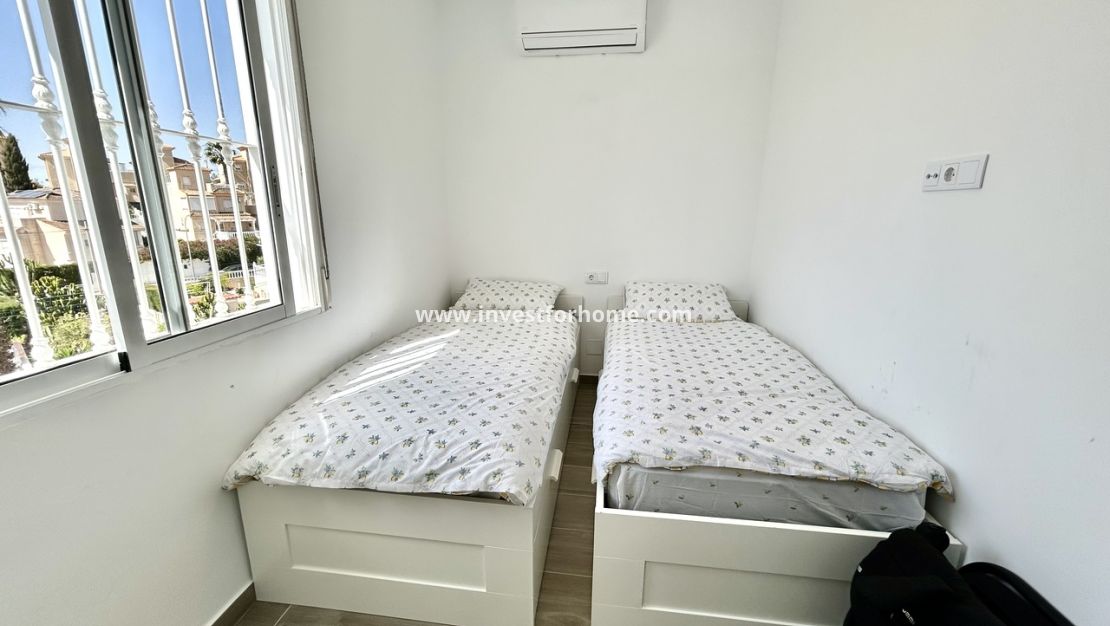 Försäljning - Villa - Orihuela Costa - Costa Blanca