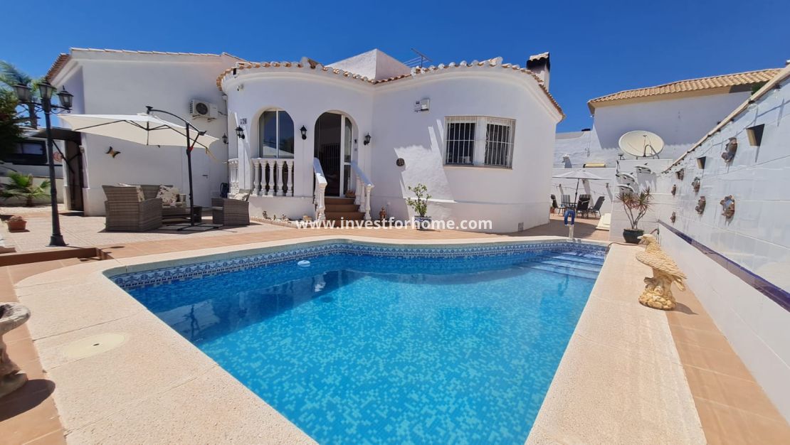 Försäljning - Villa - Orihuela Costa - Costa Blanca