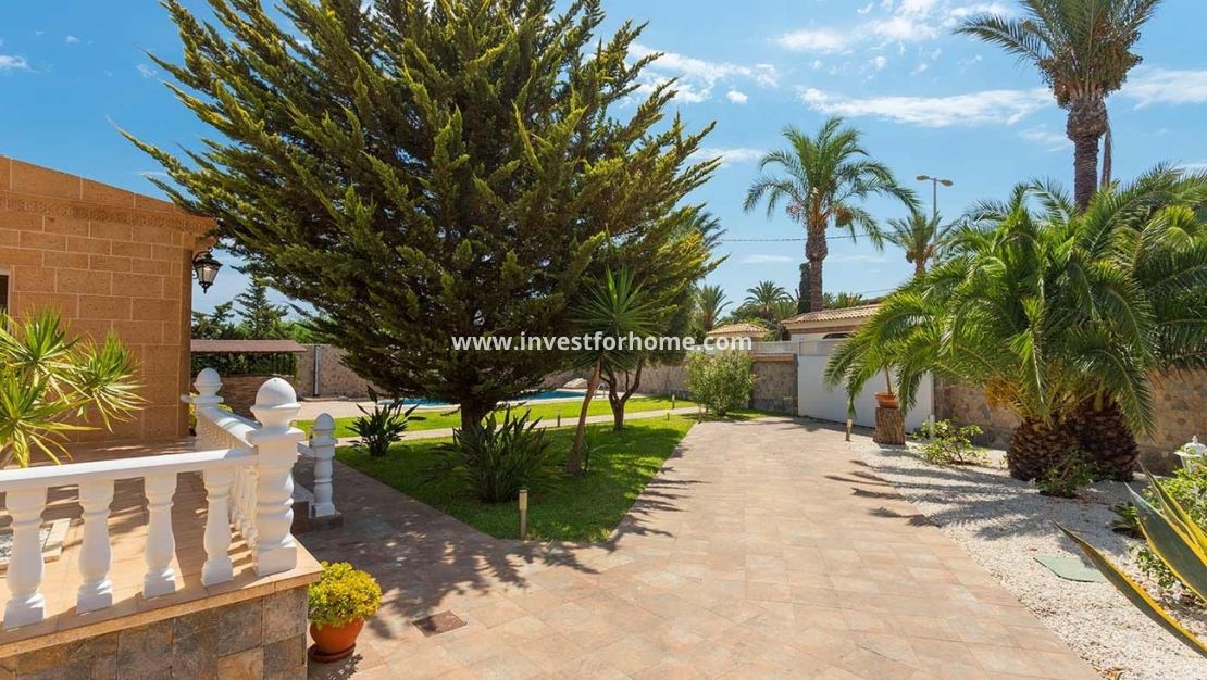 Försäljning - Villa - Orihuela Costa - Costa Blanca