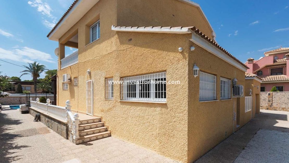 Försäljning - Villa - Orihuela Costa - Costa Blanca