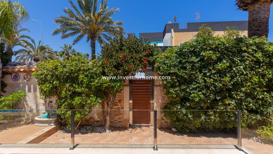 Försäljning - Villa - Orihuela Costa - Costa Blanca