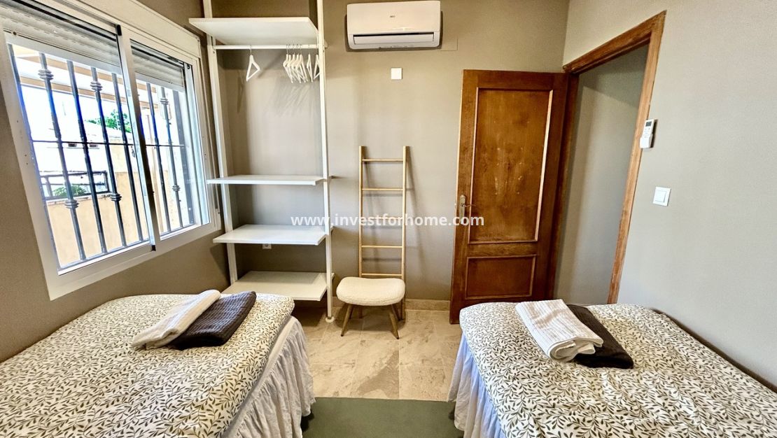 Försäljning - Villa - Orihuela Costa - Costa Blanca
